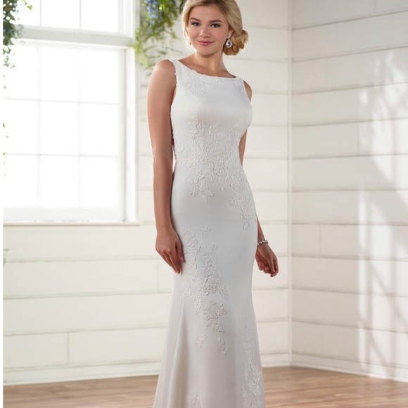 Essence of Australia Wedding Dress - Picture 2 of 11